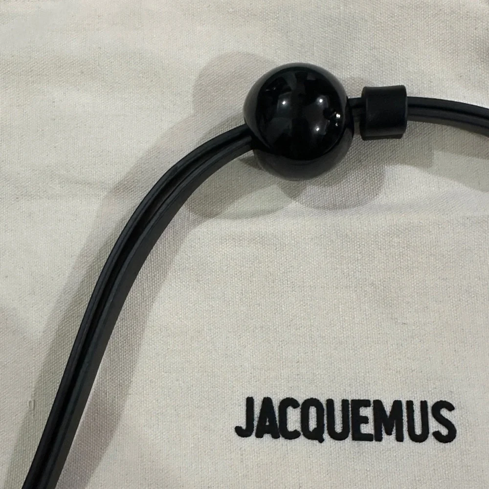 Jacquemus Black Leather Shoulder Bag with Gold Logo - Picture 8 of 12